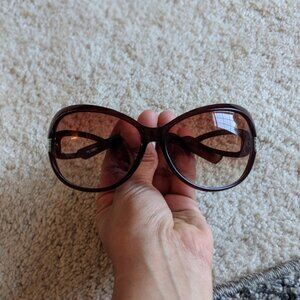 Brown shades- offers welcome